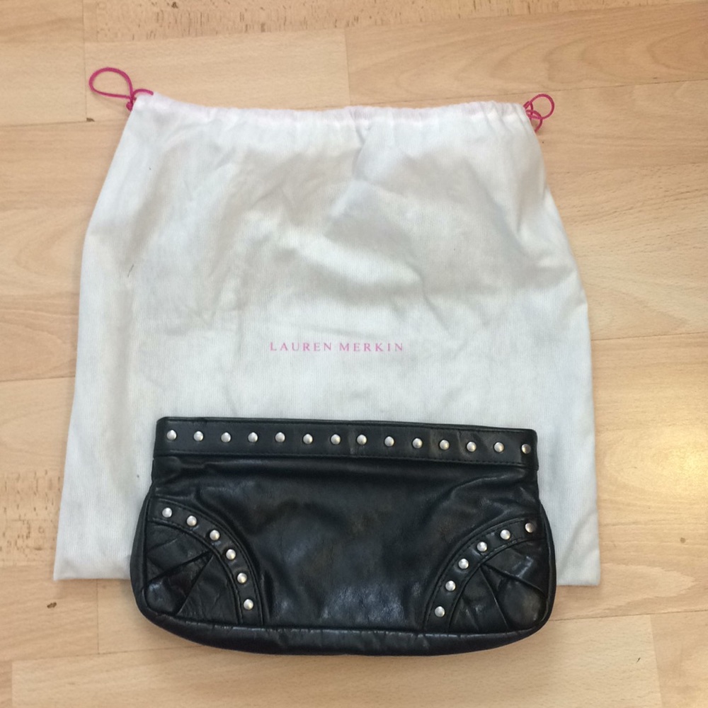 Studded clutch